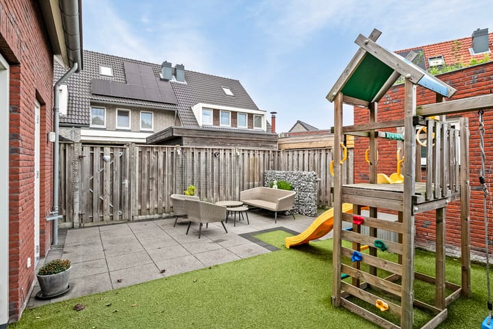 Foto 35 van Pastinaak 8