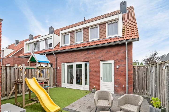 Foto 38 van Pastinaak 8