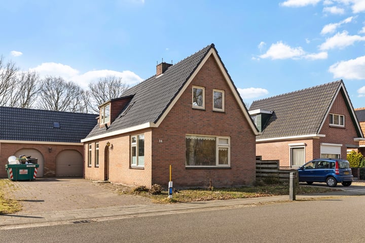 Spoorsingel 14