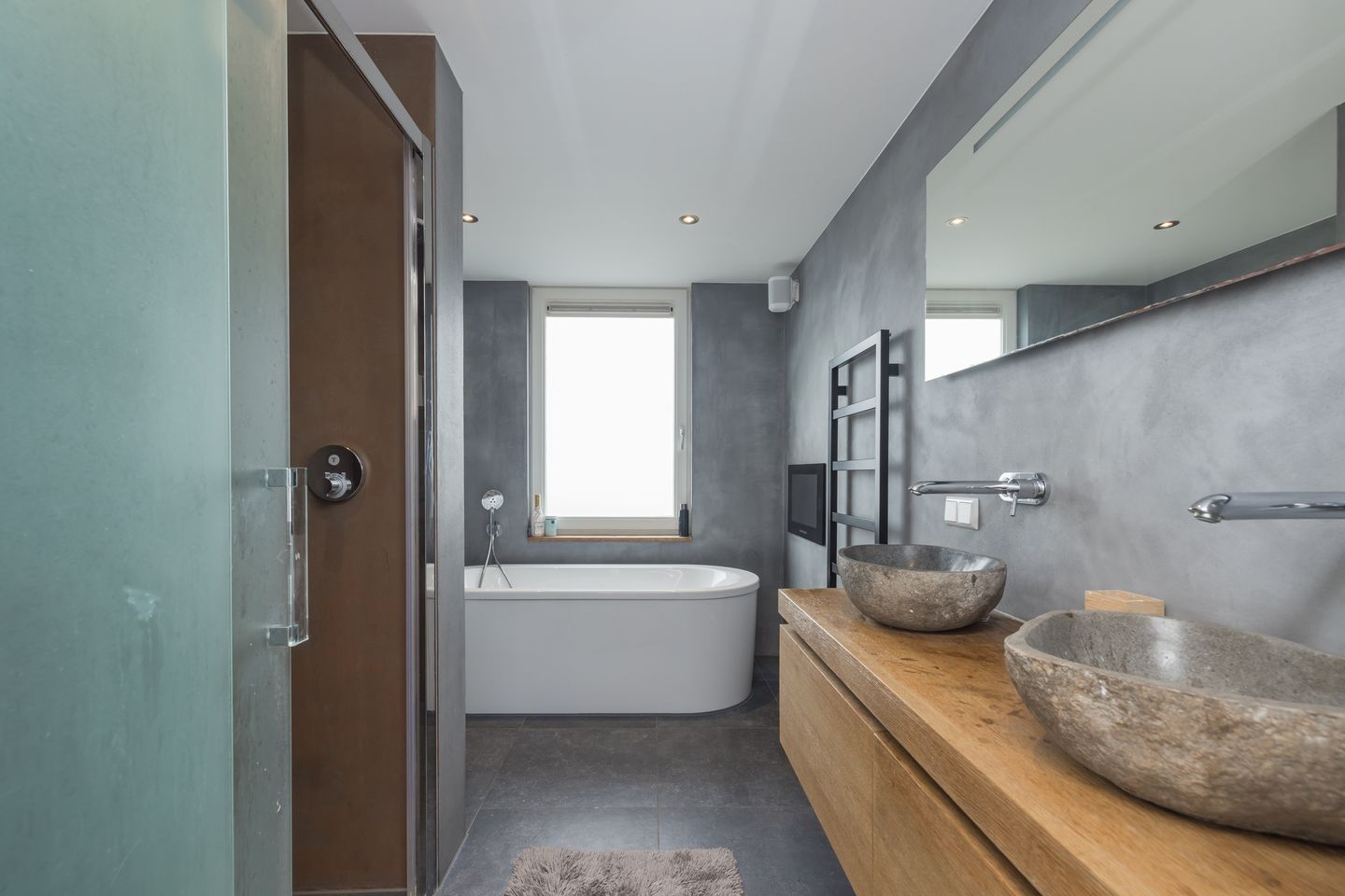 Foto 14 van Irisstraat 13