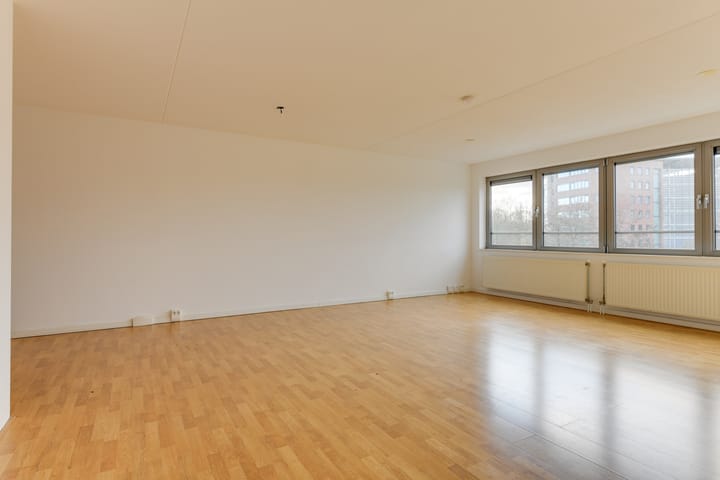 Foto 2 van Simon Carmiggeltstraat 8