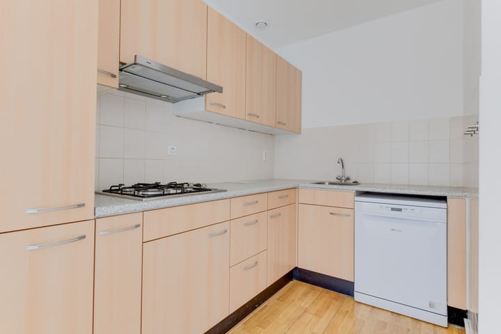 Foto 5 van Simon Carmiggeltstraat 8