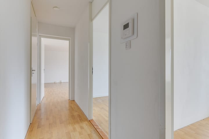 Foto 10 van Simon Carmiggeltstraat 8