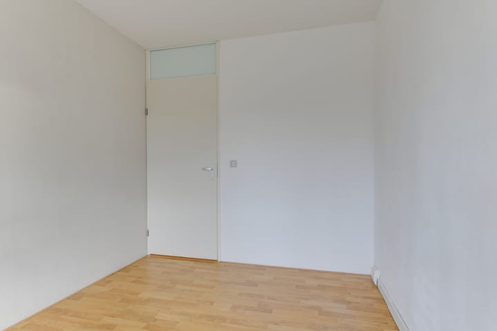 Foto 12 van Simon Carmiggeltstraat 8