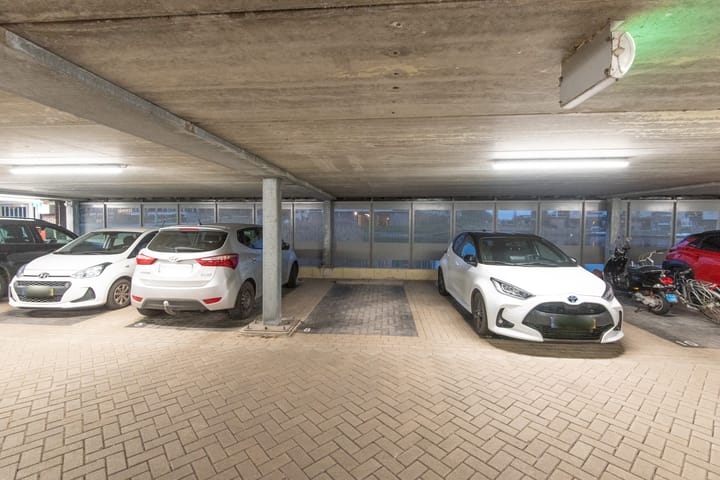 Foto 23 van Simon Carmiggeltstraat 8