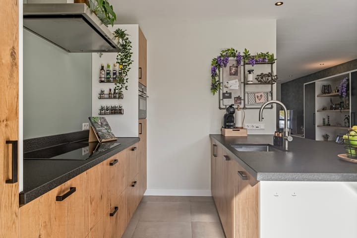 Photo 11 of Pastoor Jilesenstraat 12