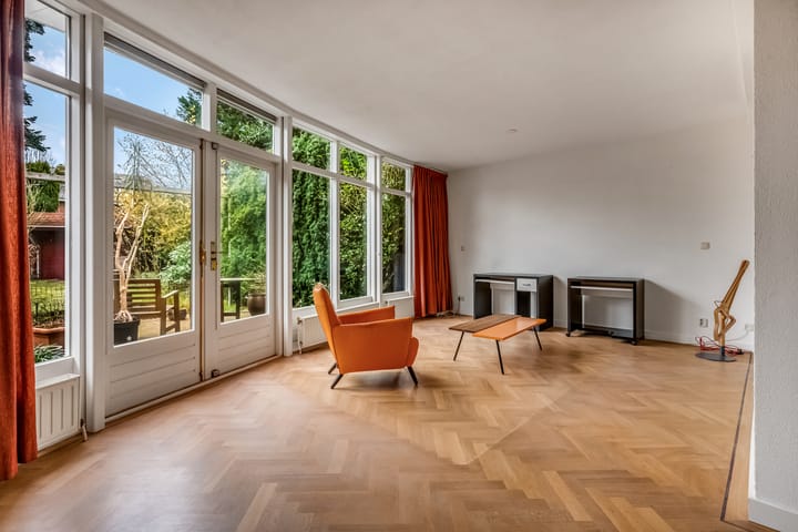 Foto 12 van Anna van Burenlaan 8