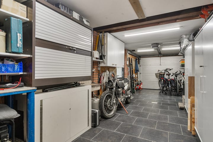 Foto 34 van Warmoesstraat 15