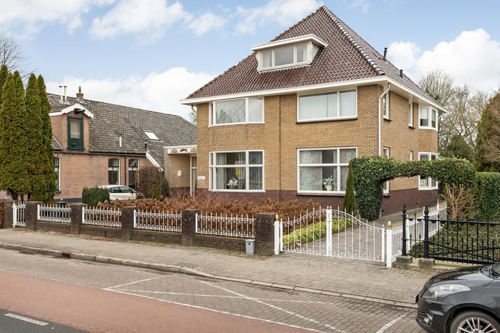 Koopwoningen - huizen te koop in [Funda]