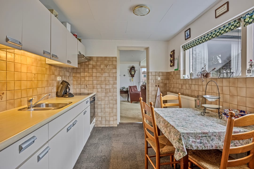 Foto 17 van Middelbuurtseweg 32