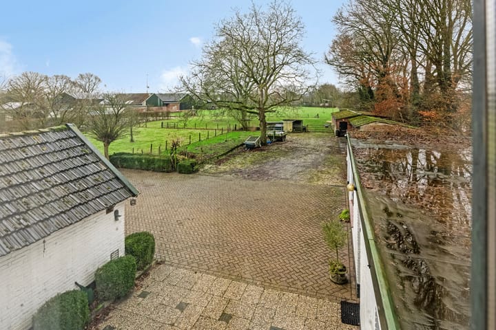 Foto 33 van Middelbuurtseweg 32