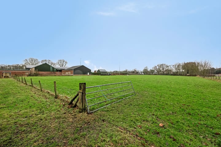 Foto 60 van Middelbuurtseweg 32