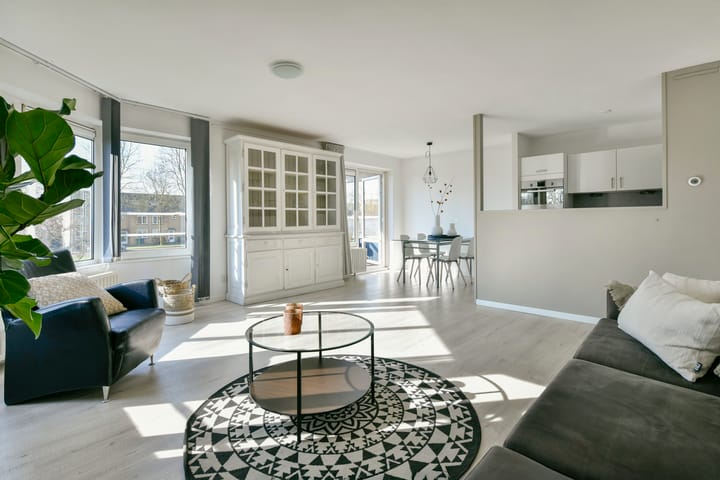 Foto 2 van Rosa Spierlaan 334