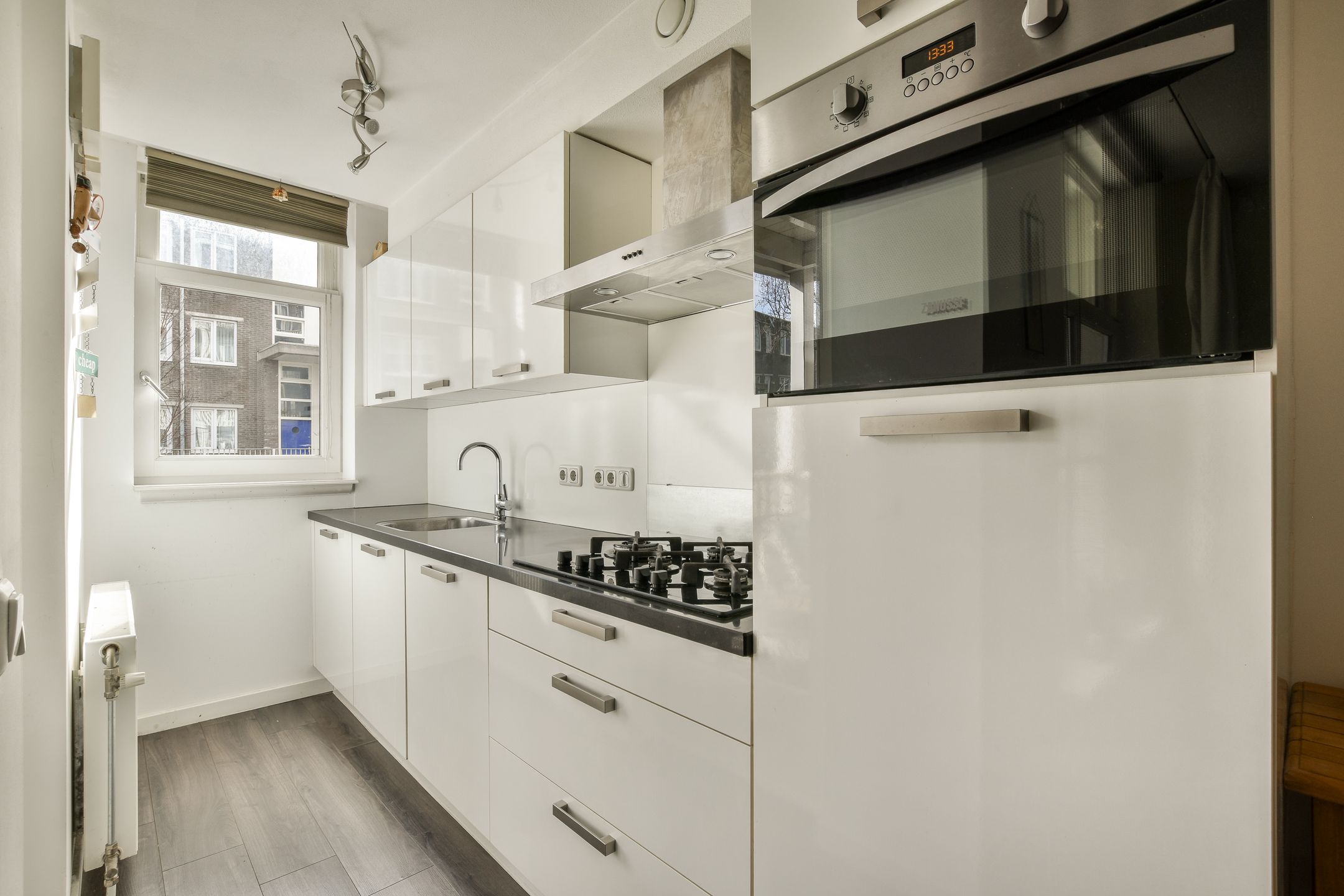 Photo 6 of Blasiusstraat 96-B