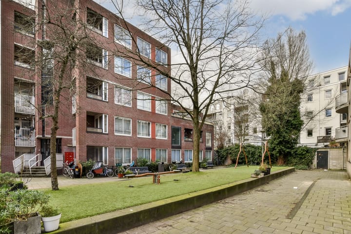 Foto 16 van Blasiusstraat 96-B