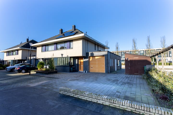 Photo 1 of Simon Vestdijkstraat 7