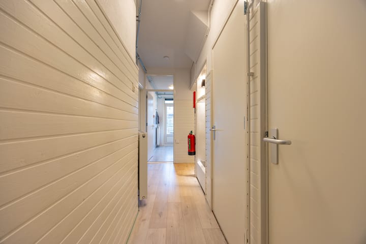 Photo 10 of Lyonnetstraat 117