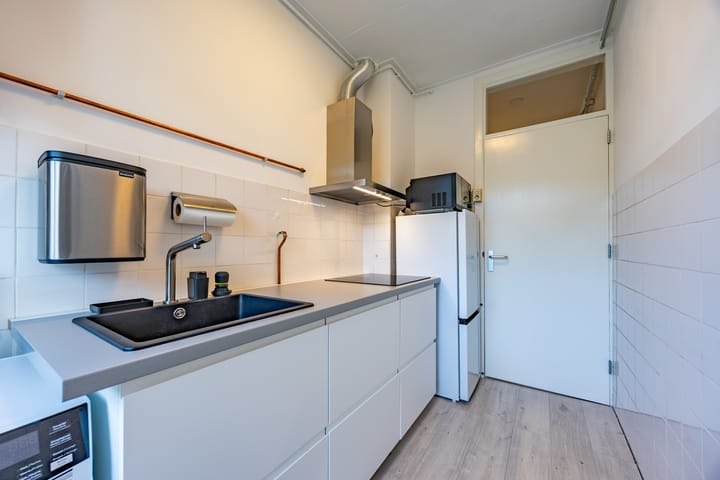 Photo 15 of Lyonnetstraat 117