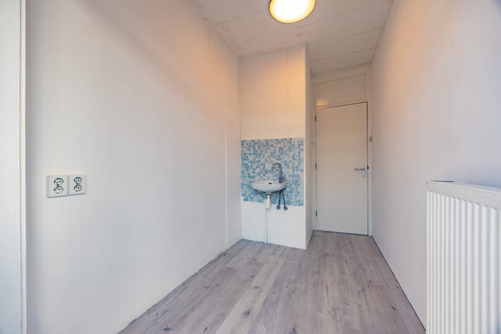 Photo 19 of Lyonnetstraat 117