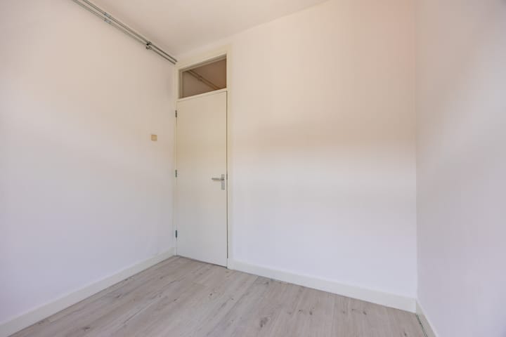 Photo 22 of Lyonnetstraat 117