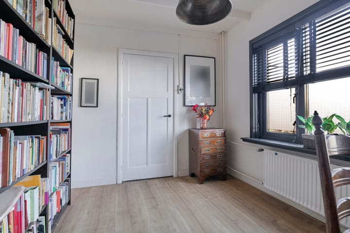 Foto 5 van Parallelweg 8