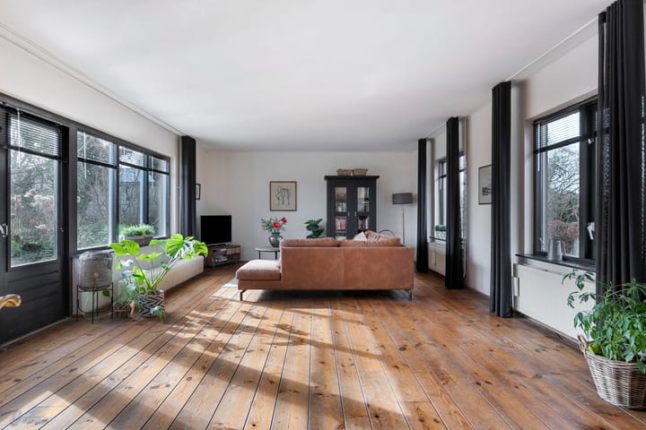 Foto 19 van Parallelweg 8