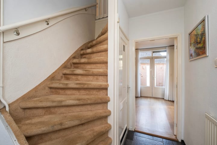 Foto 13 van Larenseweg 38