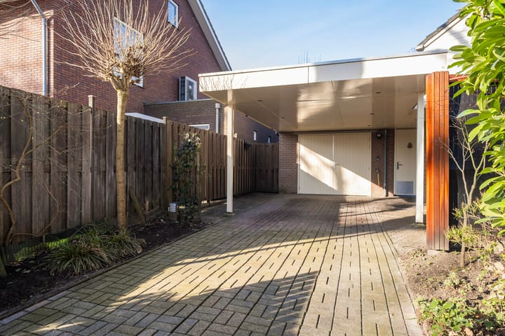 Foto 29 van Larenseweg 38