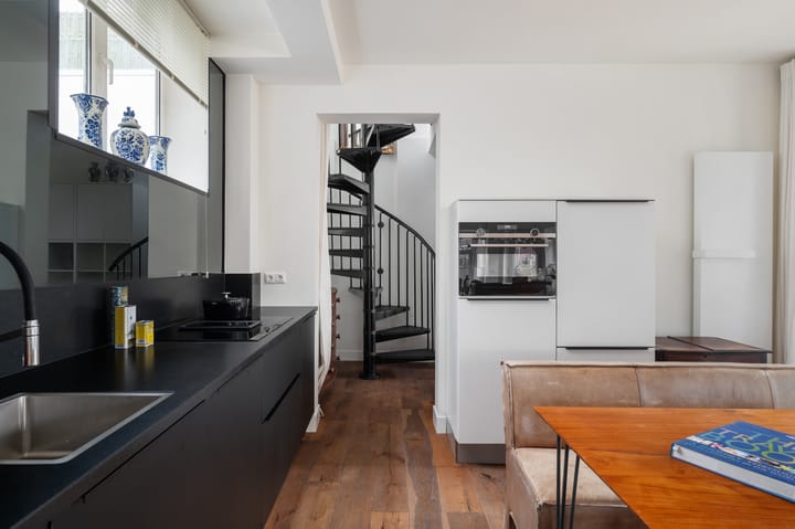 Photo 17 of Pieter van Aschstraat 2-A