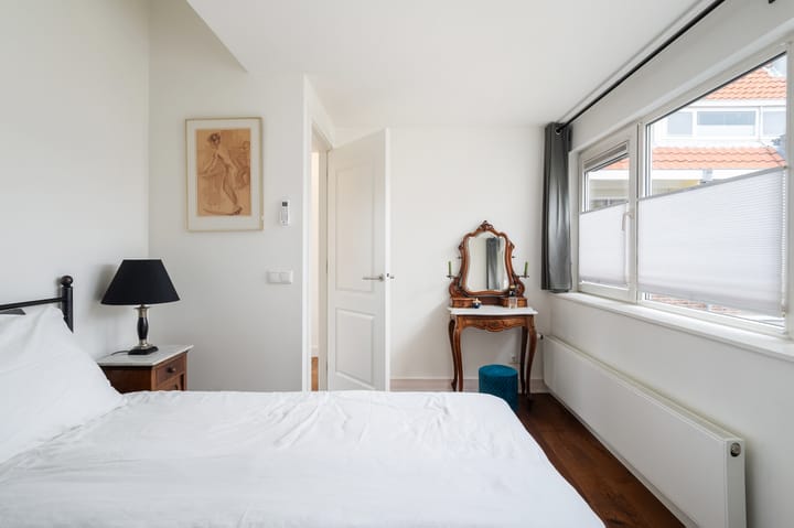 Photo 20 of Pieter van Aschstraat 2-A