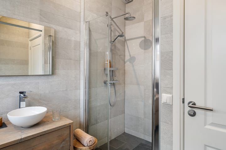 Photo 23 of Pieter van Aschstraat 2-A