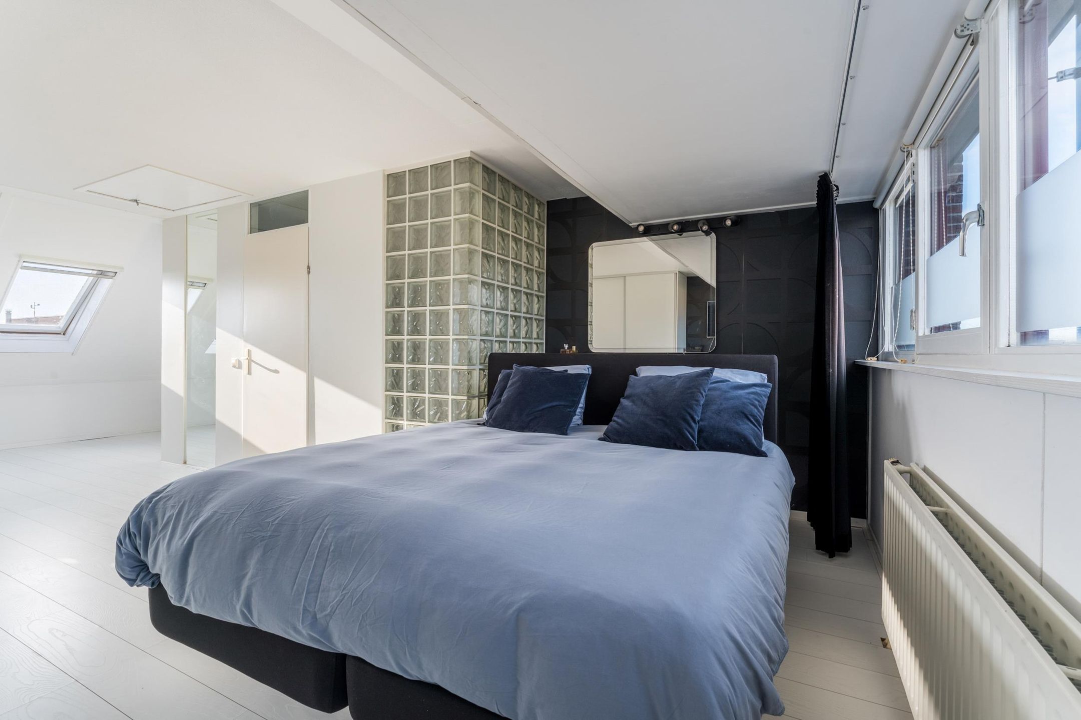 Photo 42 of Laan van Wateringse Veld 967