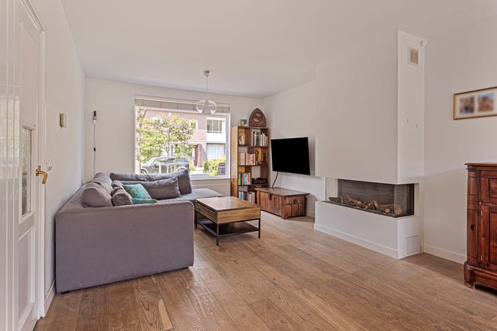 Foto 9 van Jan van Heelustraat 15