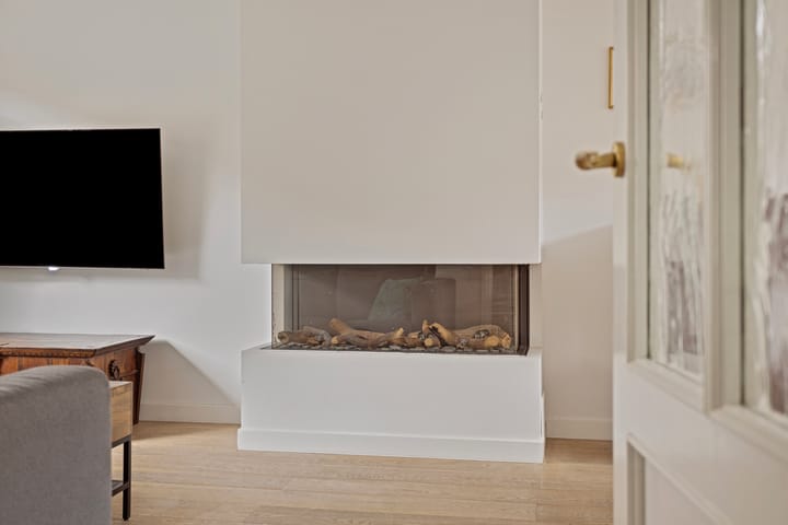 Foto 10 van Jan van Heelustraat 15