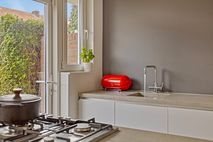 Foto 18 van Jan van Heelustraat 15