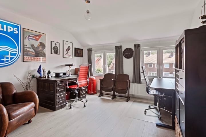 Foto 30 van Jan van Heelustraat 15