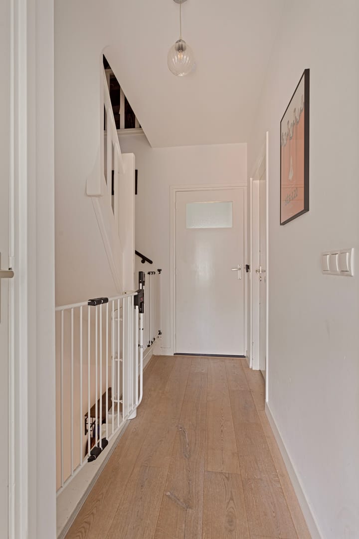 Foto 19 van Jan van Heelustraat 15