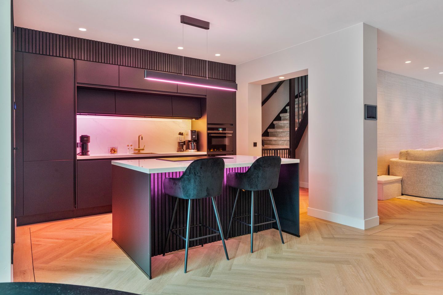 Foto 10 van Zeelsterstraat 218