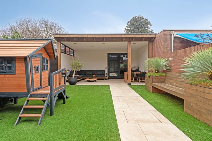 Foto 30 van Zeelsterstraat 218