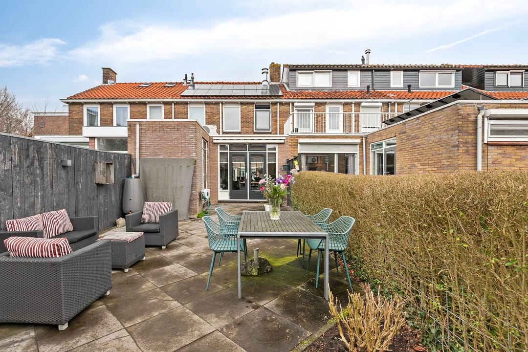 Photo 16 of Domela Nieuwenhuisstraat 33