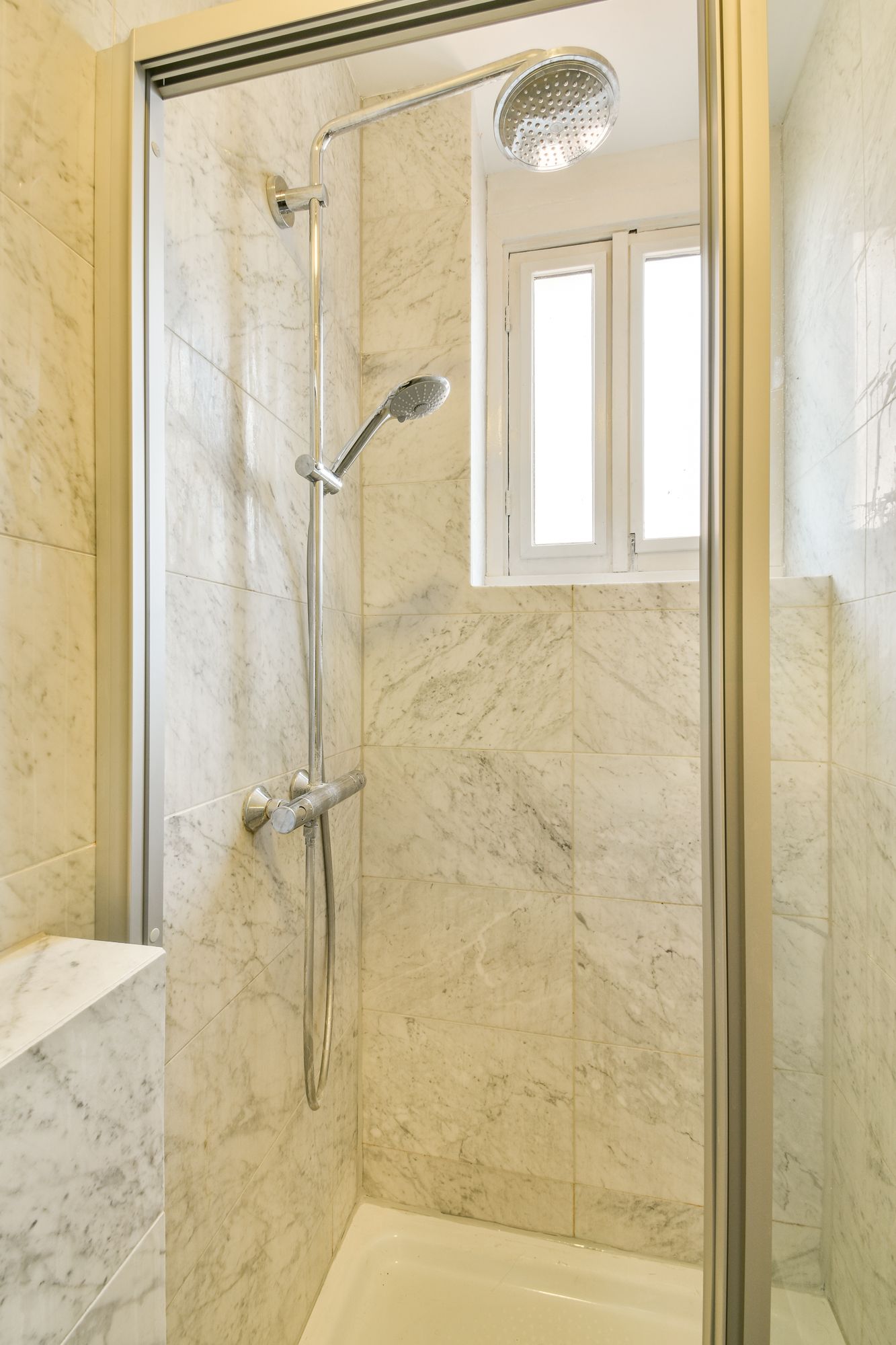 Foto 20 van Prinsenstraat 27-2