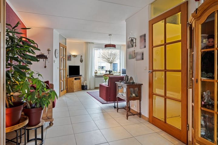 Foto 8 van Leeuwerikenstraat 10