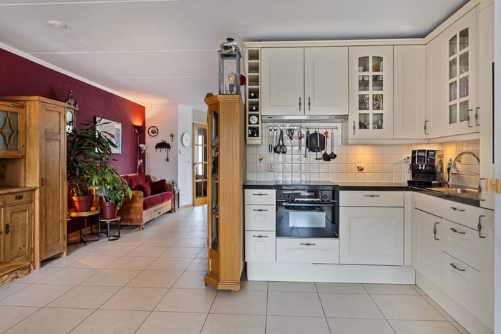 Foto 9 van Leeuwerikenstraat 10