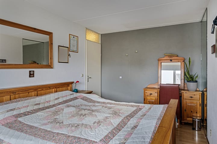 Foto 14 van Leeuwerikenstraat 10