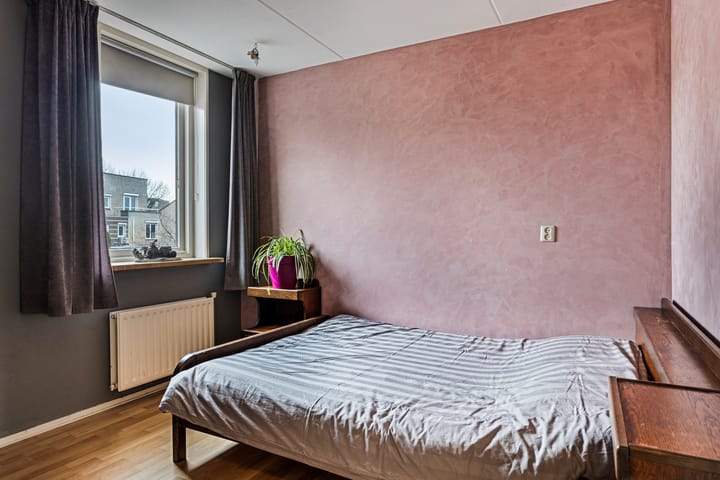 Foto 18 van Leeuwerikenstraat 10