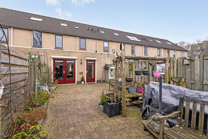 Foto 22 van Leeuwerikenstraat 10