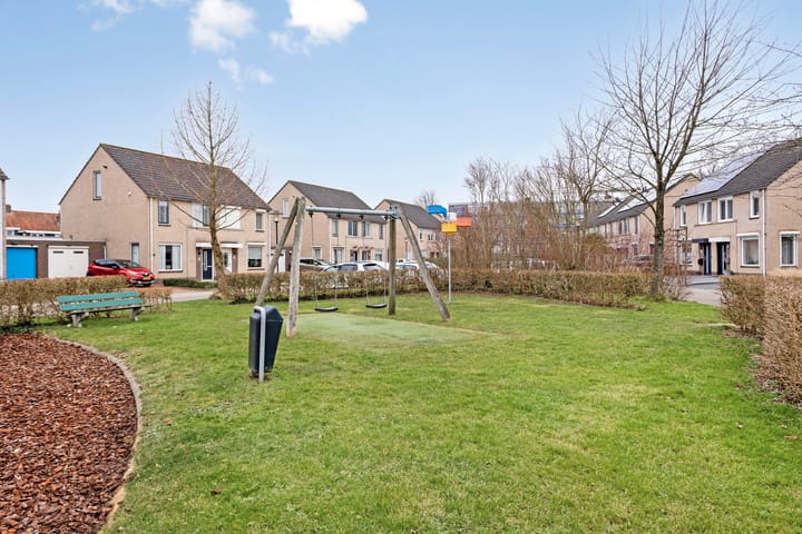 Foto 26 van Leeuwerikenstraat 10