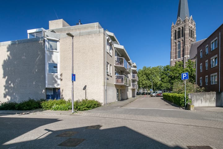 Foto 2 van Pastoor Harkxplein 40