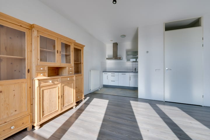 Foto 15 van Julius Pergerstraat 71