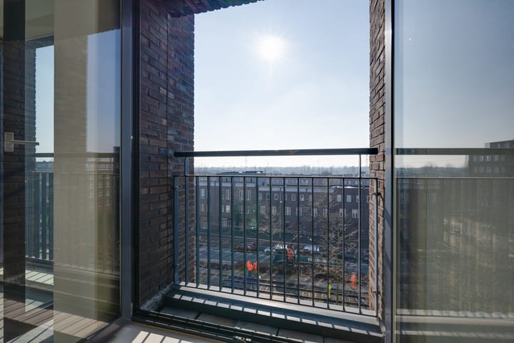 Foto 20 van Julius Pergerstraat 71